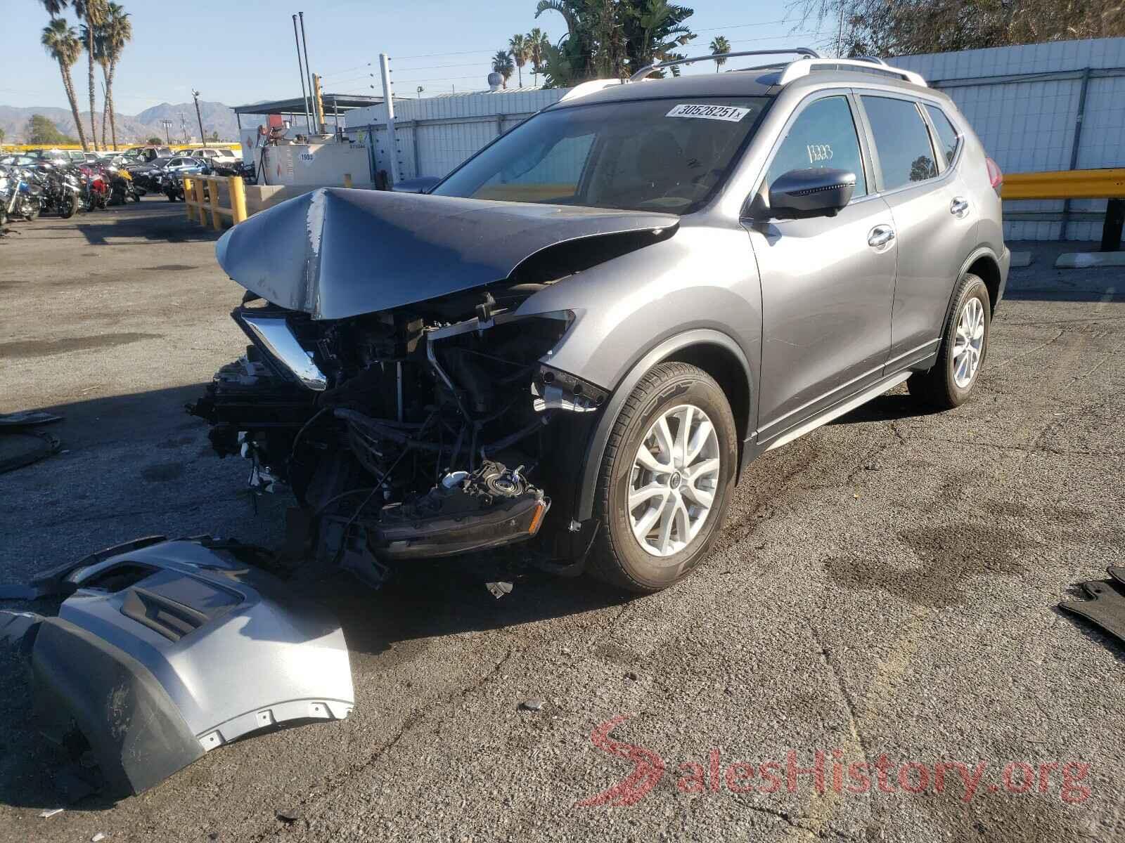 KNMAT2MT8JP616596 2018 NISSAN ROGUE