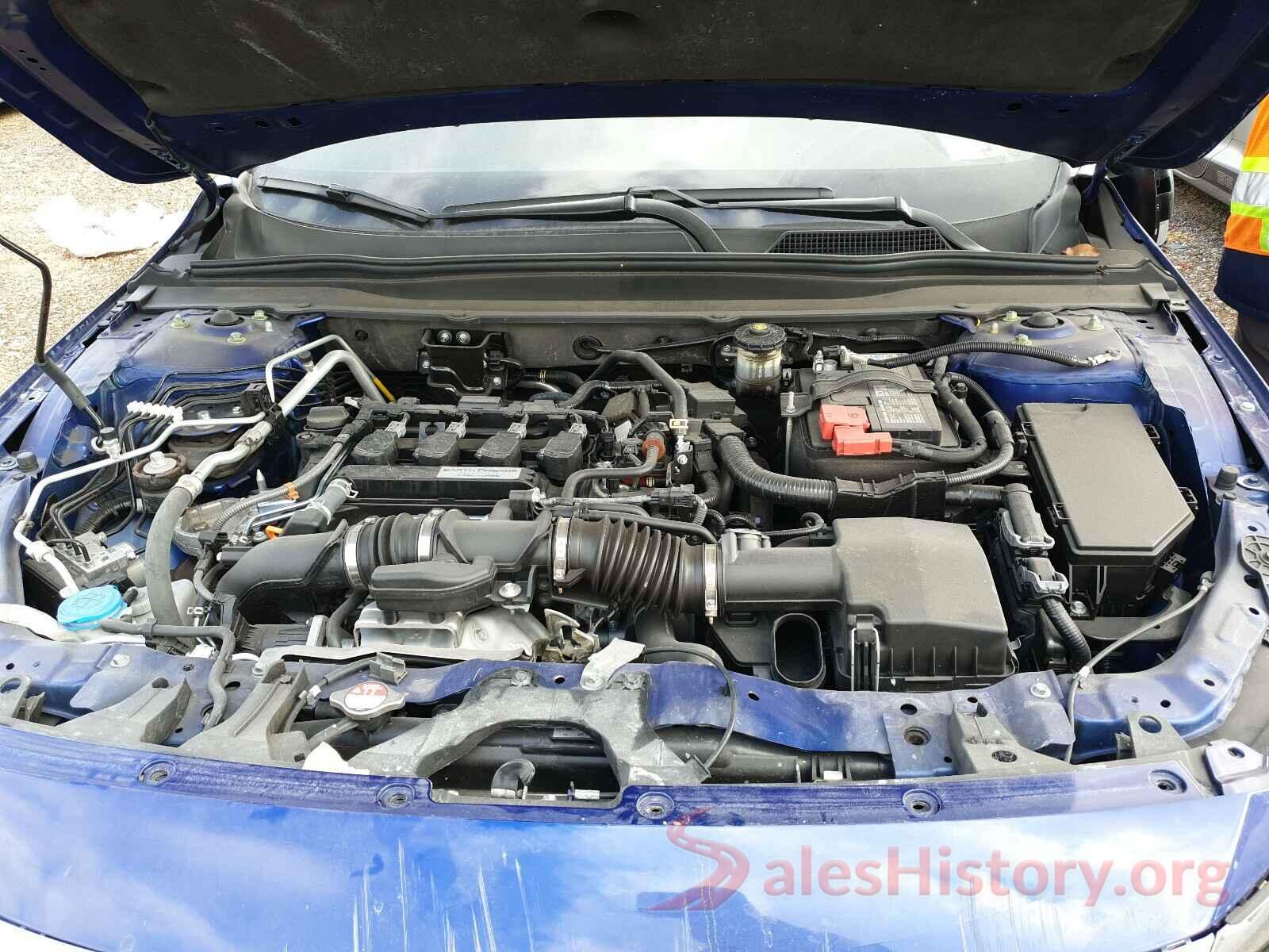 1HGCV1F34KA107699 2019 HONDA ACCORD