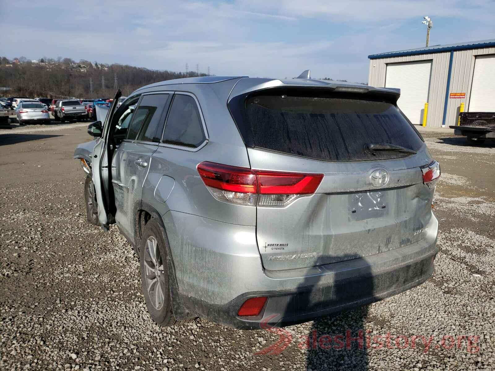 5TDJZRFH7KS613695 2019 TOYOTA HIGHLANDER