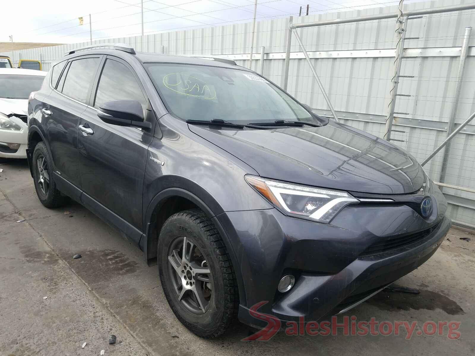 JTMDJREV3JD211338 2018 TOYOTA RAV4