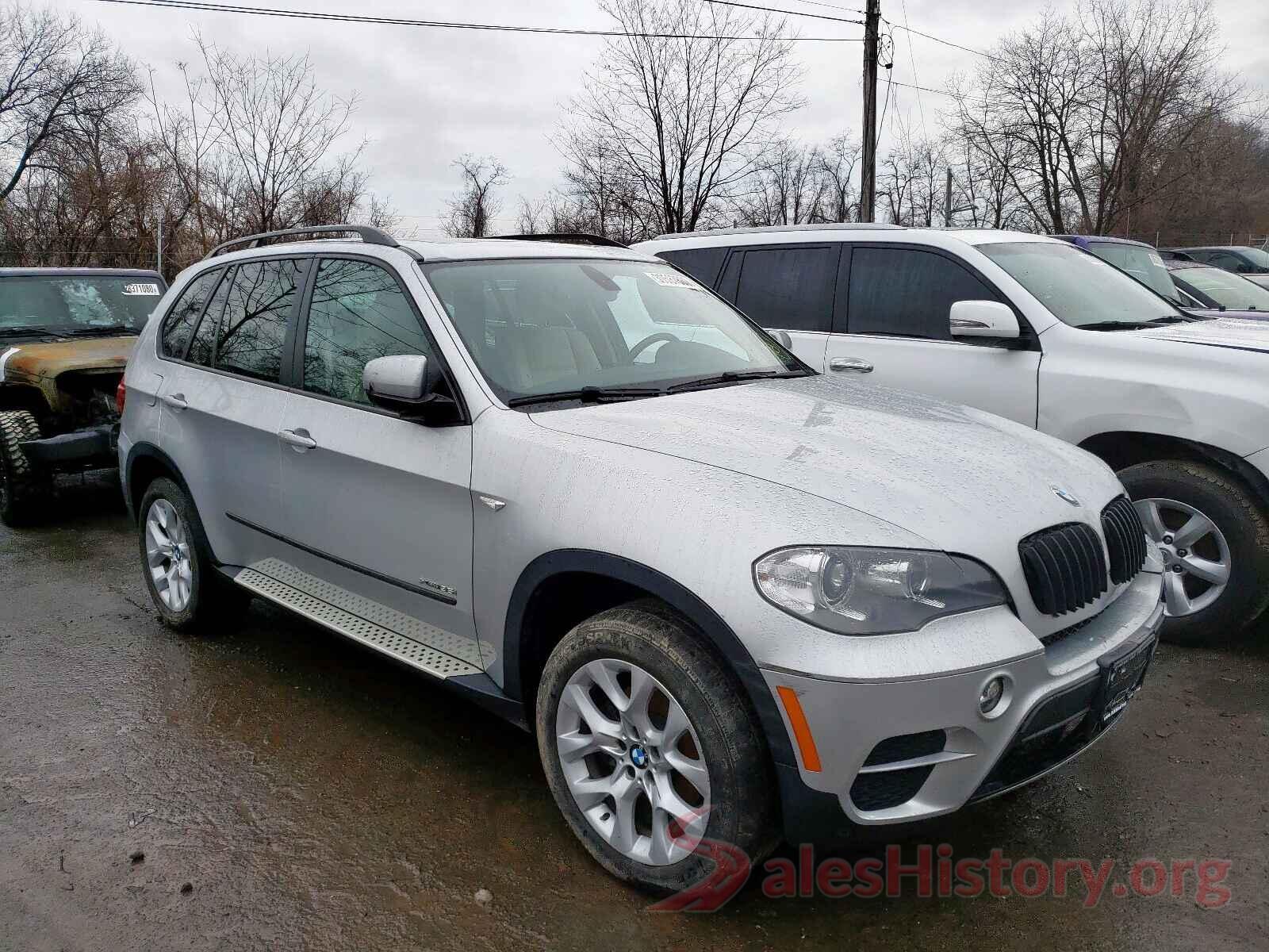 1G1ZB5ST3HF211913 2013 BMW X5