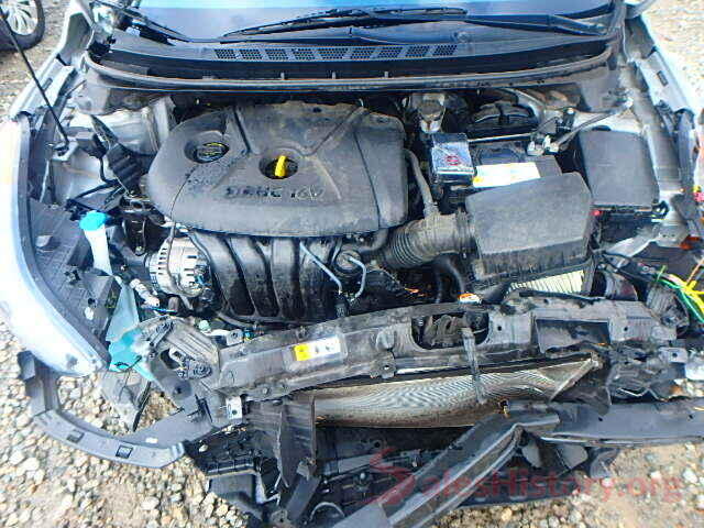 KNDJN2A25J7623558 2013 HYUNDAI ELANTRA