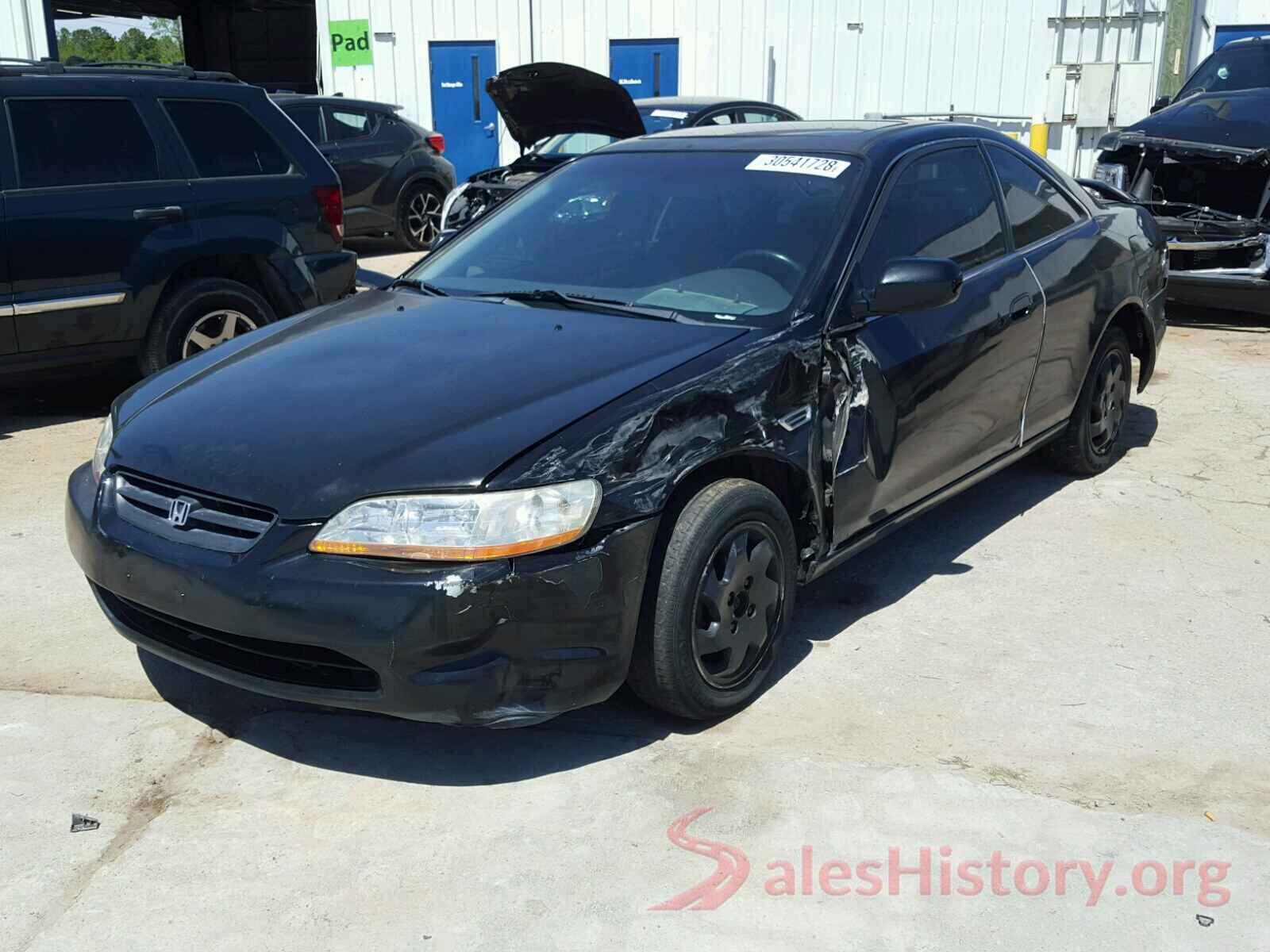 5FNYF8H00KB028812 2000 HONDA ACCORD