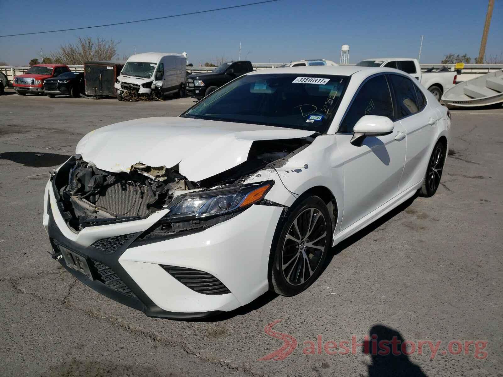 4T1B11HKXJU534856 2018 TOYOTA CAMRY