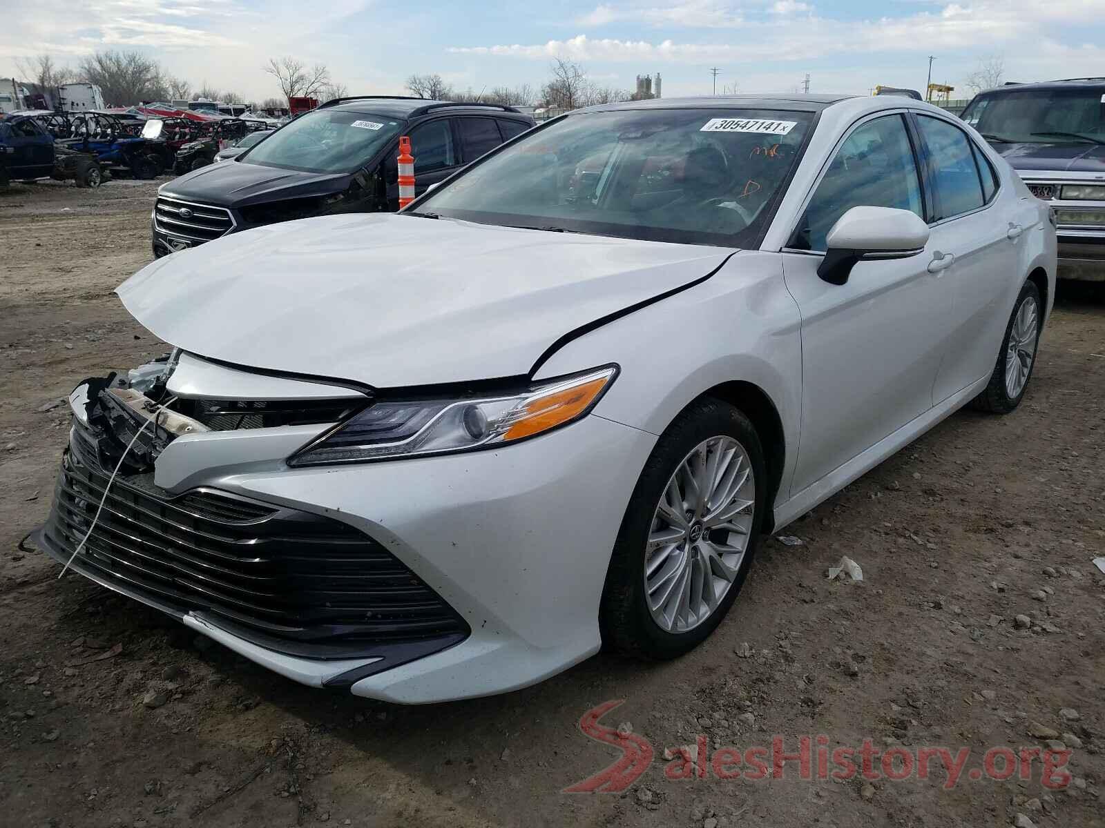 4T1B11HKXKU838903 2019 TOYOTA CAMRY