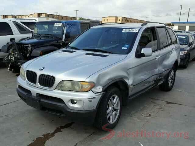 3KPFL4A75HE049900 2004 BMW X5