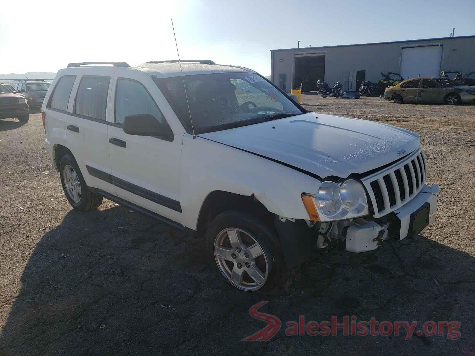 3KPF24AD4ME364593 2005 JEEP CHEROKEE