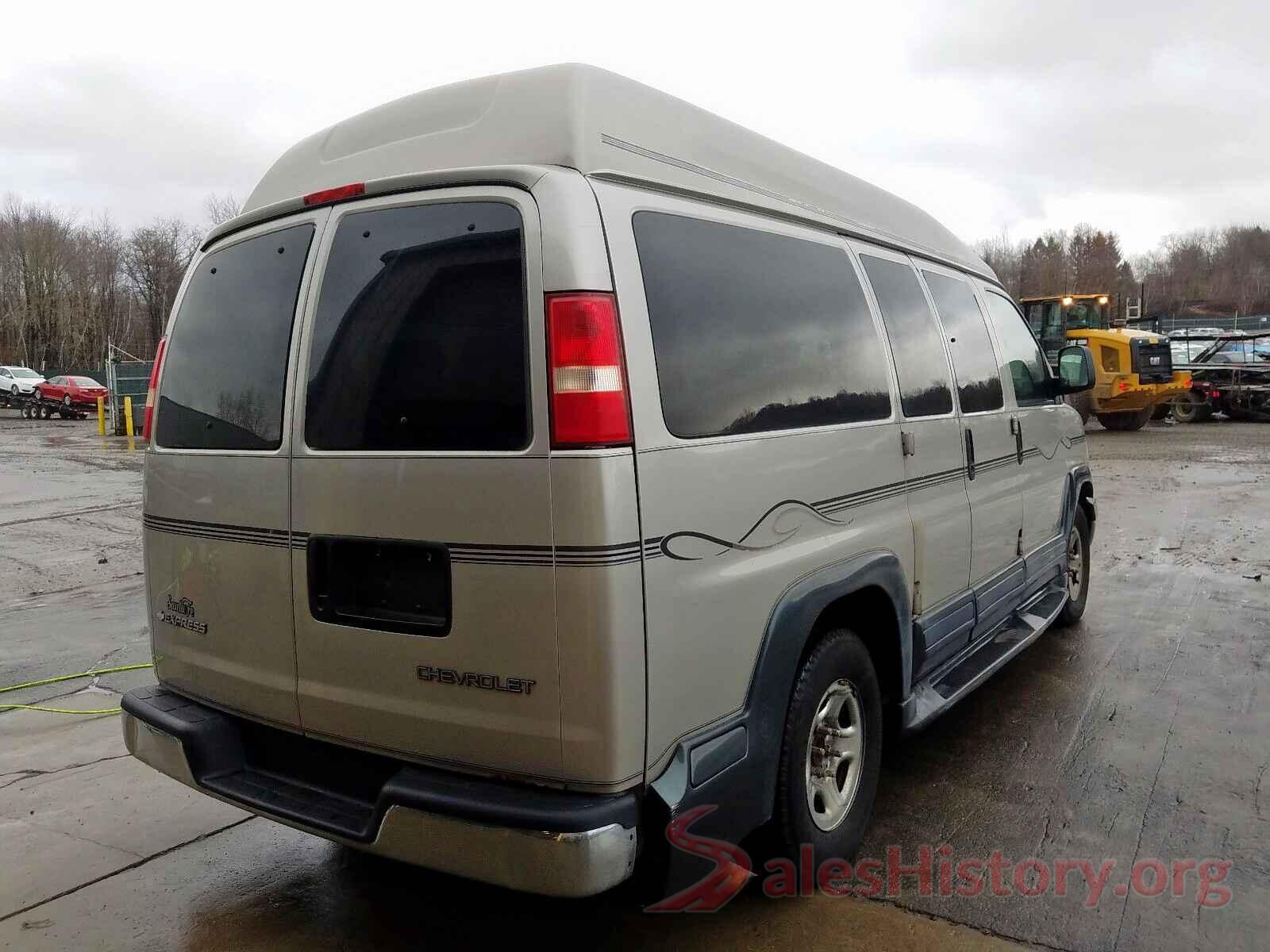 1HGCR2F30GA108172 2006 CHEVROLET EXPRESS