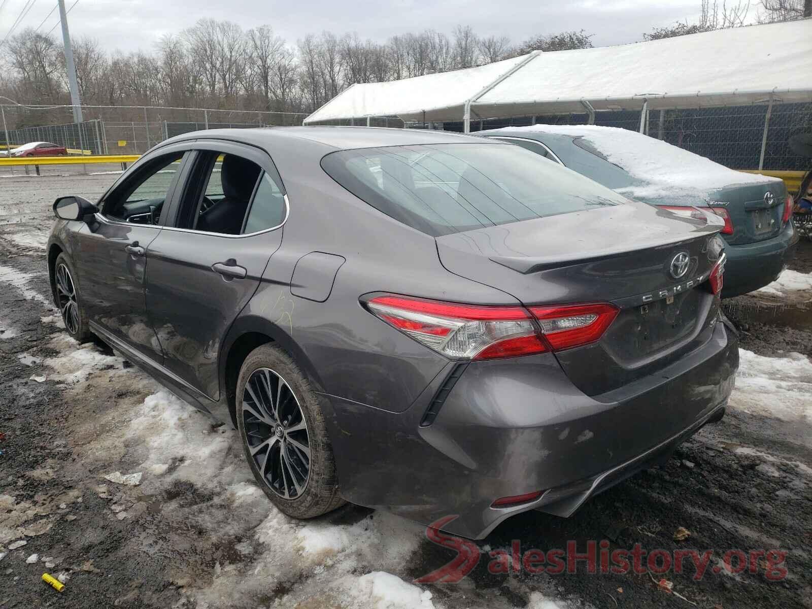 4T1B11HK1JU557149 2018 TOYOTA CAMRY