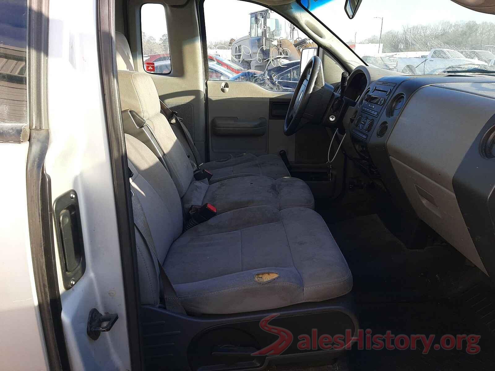 1FADP3F28GL274102 2005 FORD F150