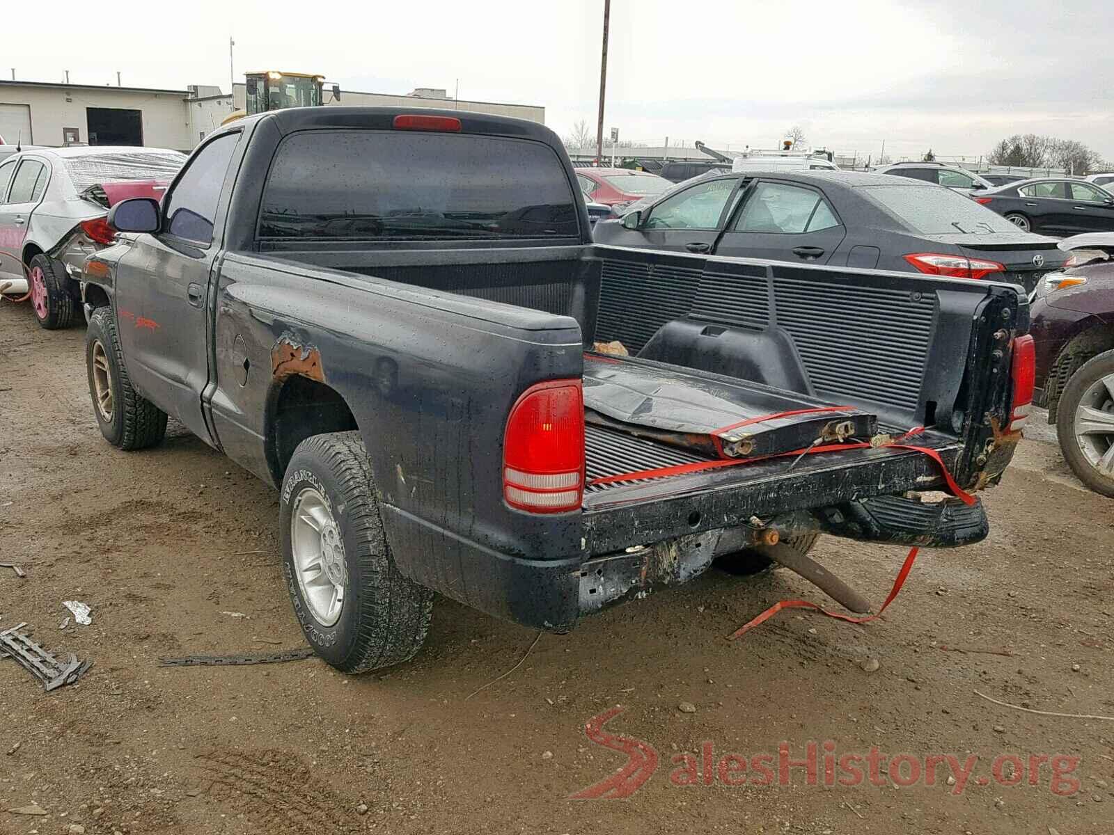 5NPD84LF3JH267770 1998 DODGE DAKOTA