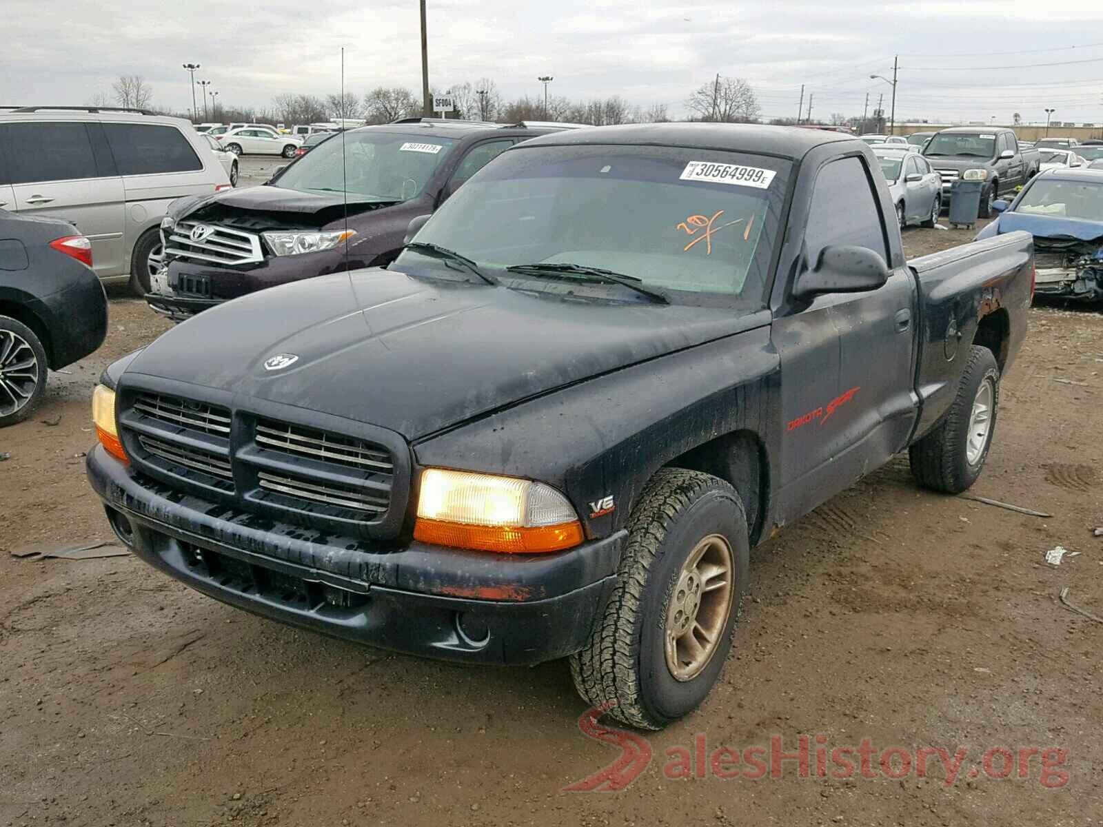 5NPD84LF3JH267770 1998 DODGE DAKOTA