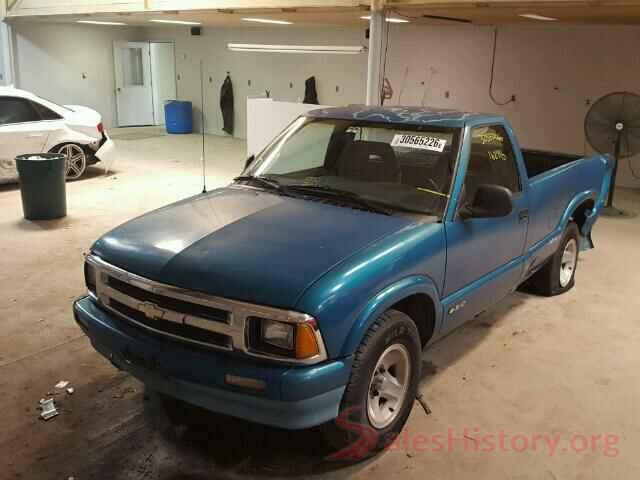 KNDPMCAC5K7533632 1995 CHEVROLET S10