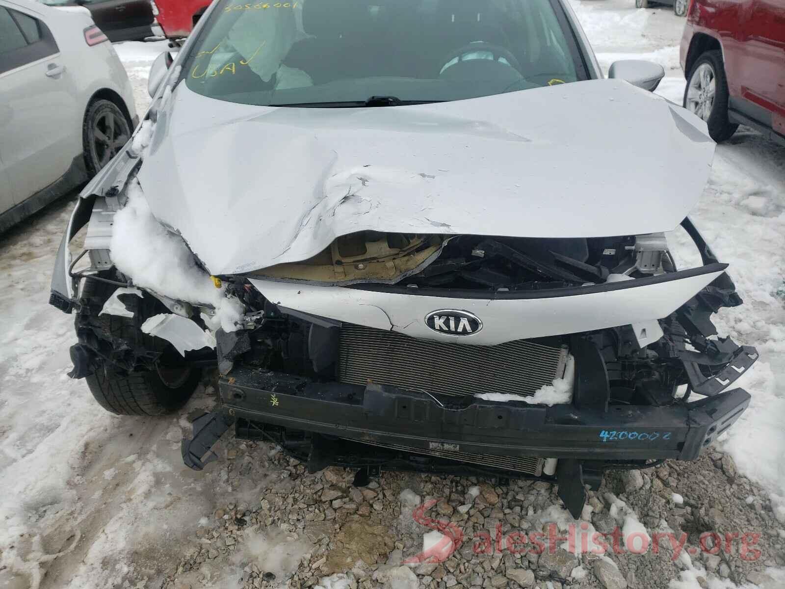 KNAFX4A62G5471061 2016 KIA FORTE