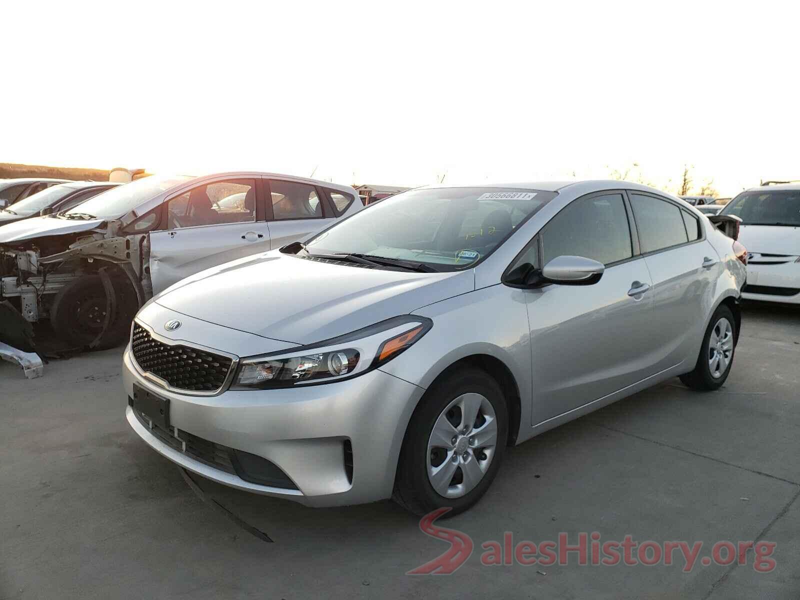 3KPFK4A76HE109833 2017 KIA FORTE