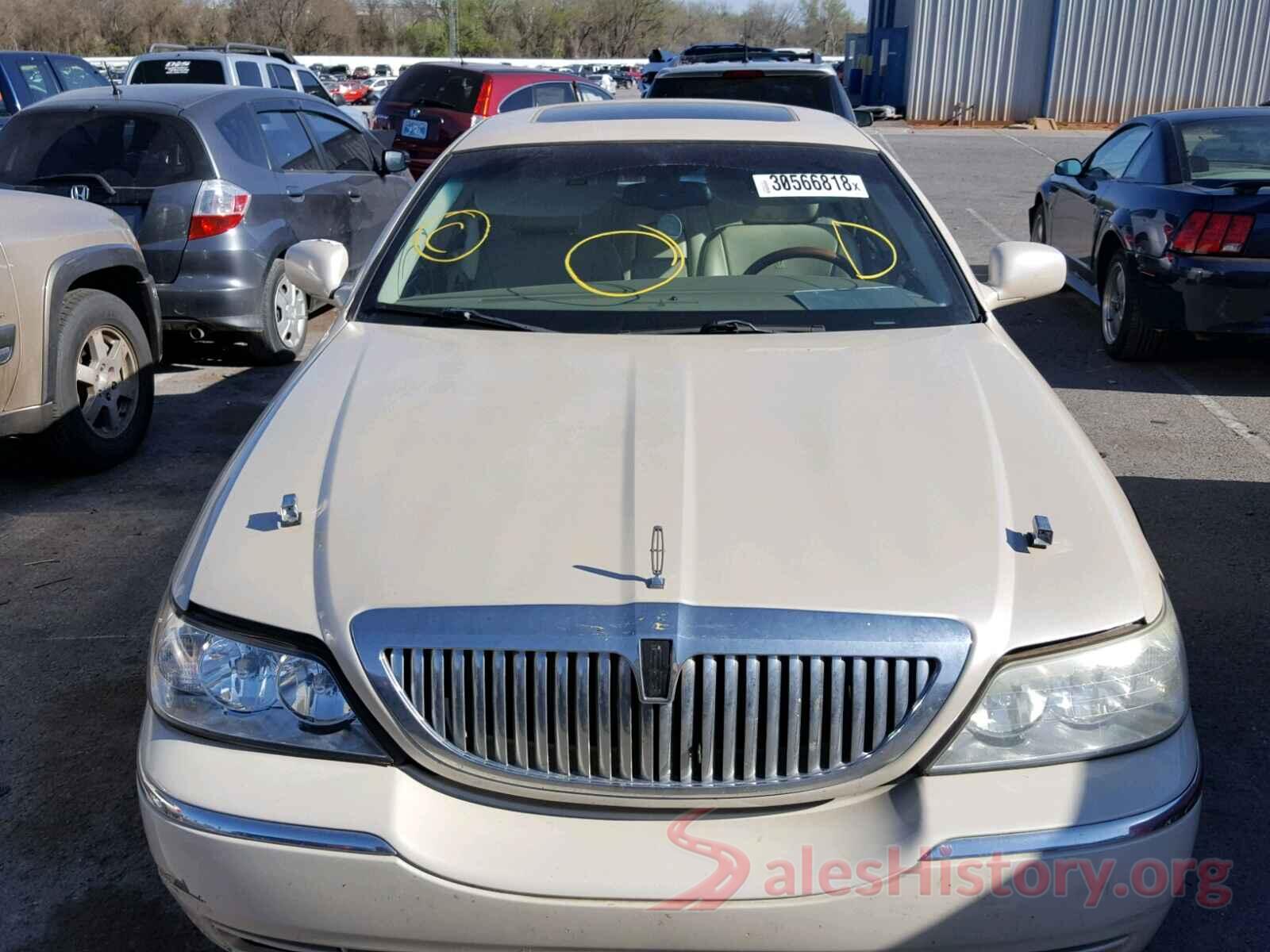 3VWD67AJ5GM328504 2003 LINCOLN TOWNCAR