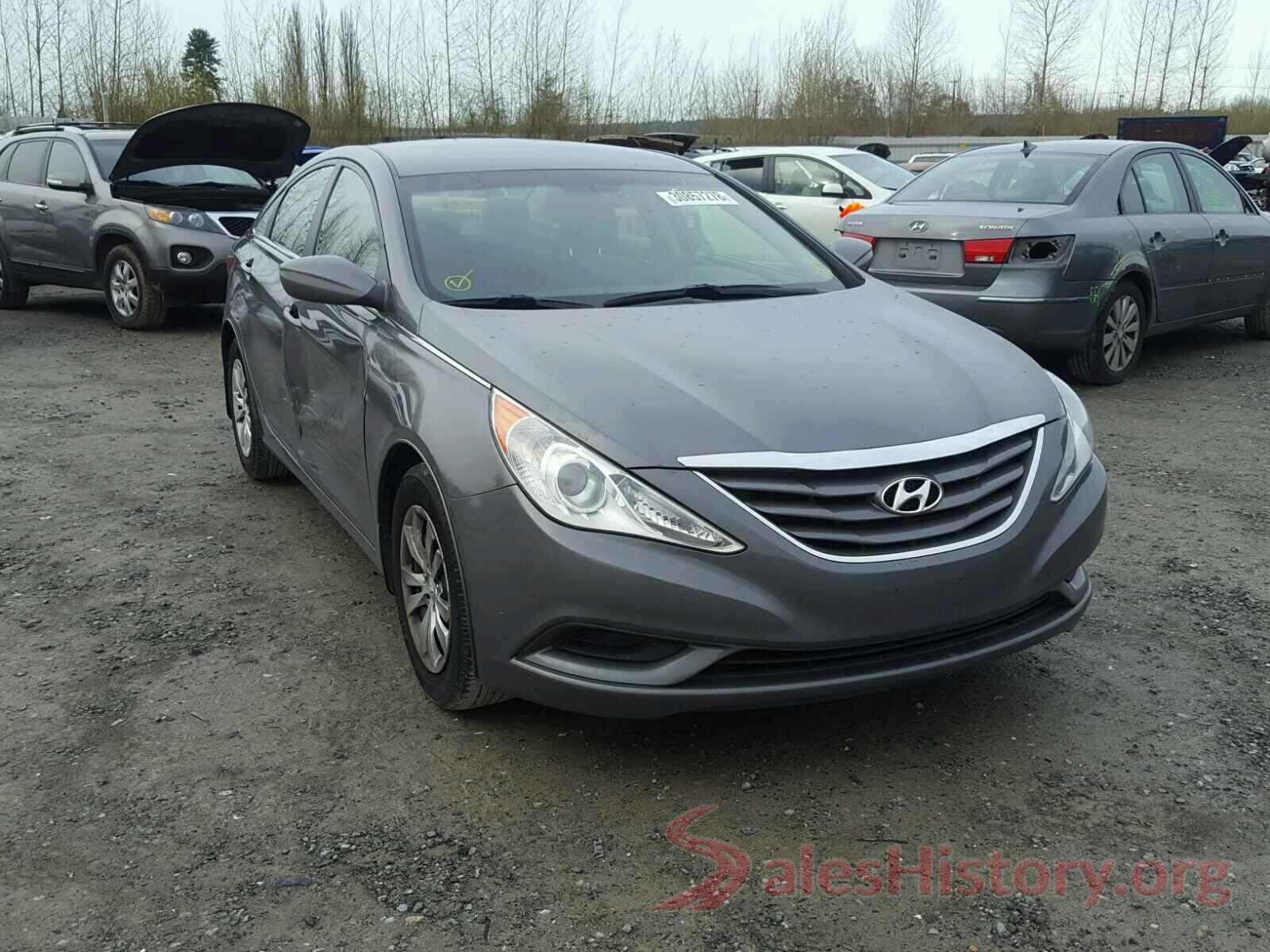 2T3RFREV1GW493689 2011 HYUNDAI SONATA