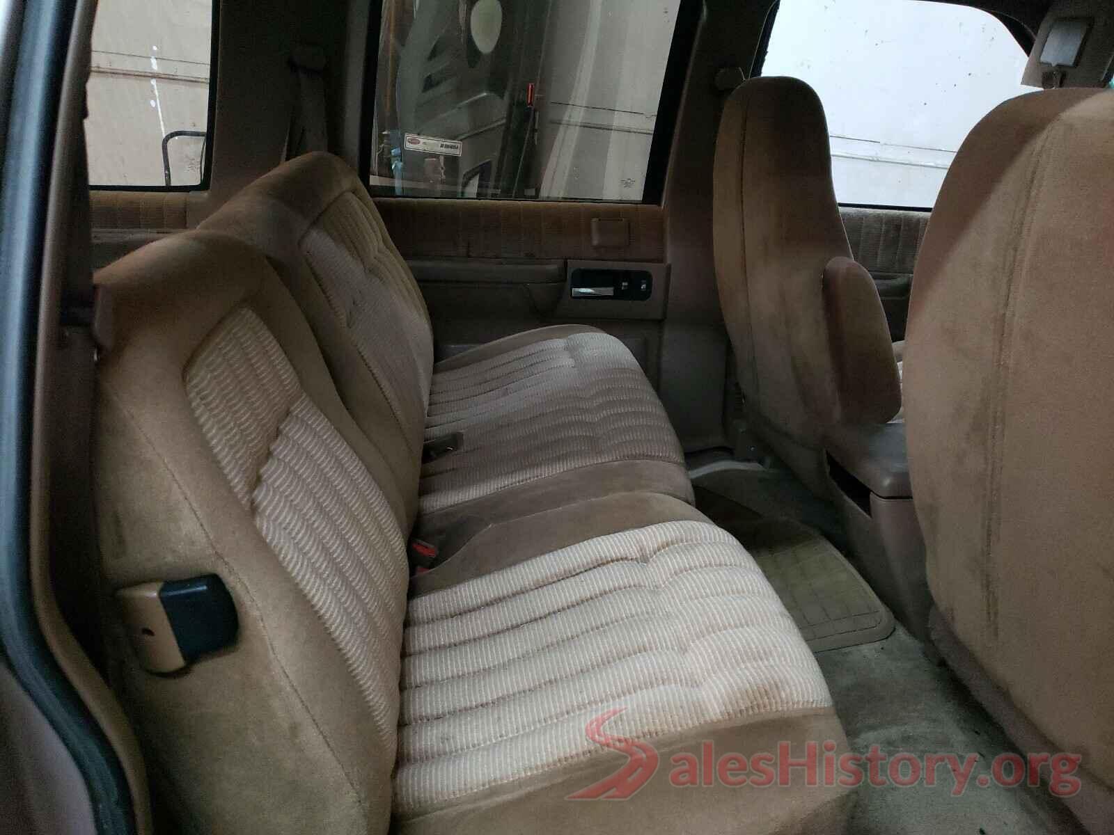 KMHTC6AE2GU295294 1993 CHEVROLET SUBURBAN