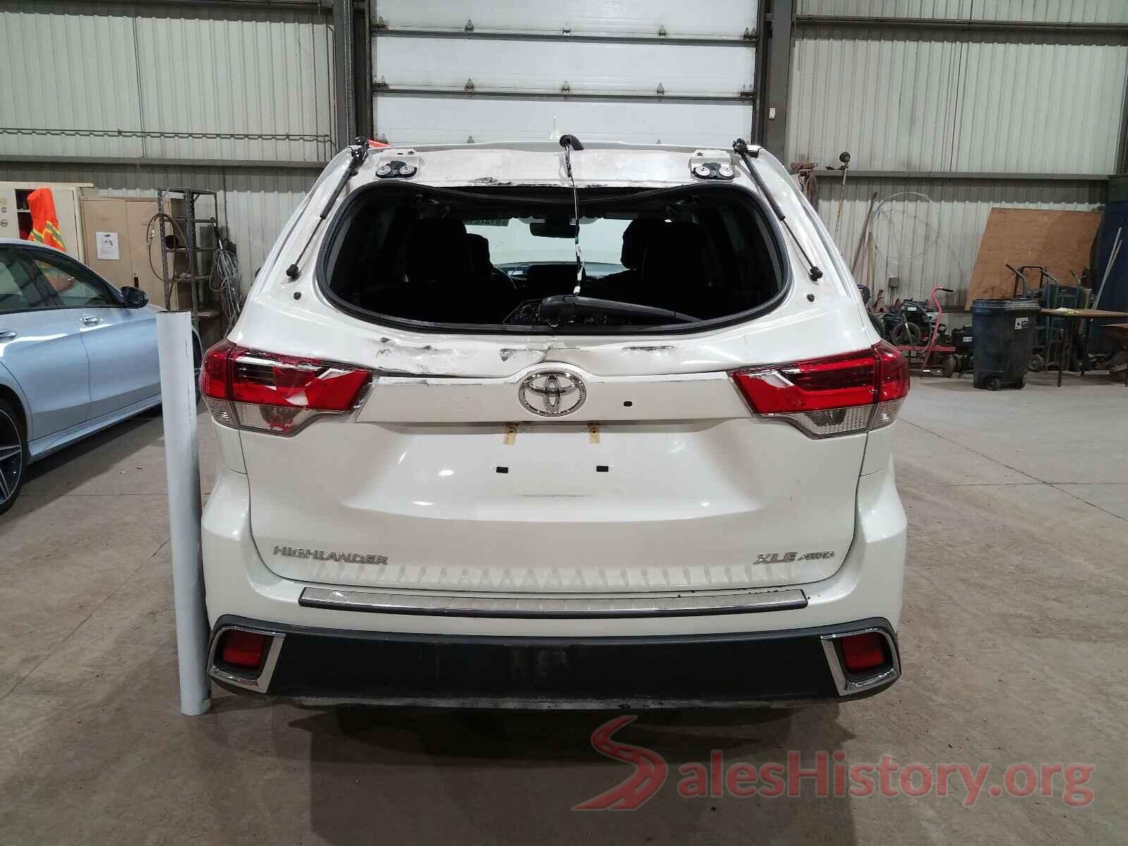 5TDJZRFH1KS584811 2019 TOYOTA HIGHLANDER