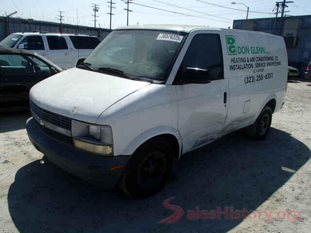 1C4PJLCB3GW136771 2001 CHEVROLET ASTRO