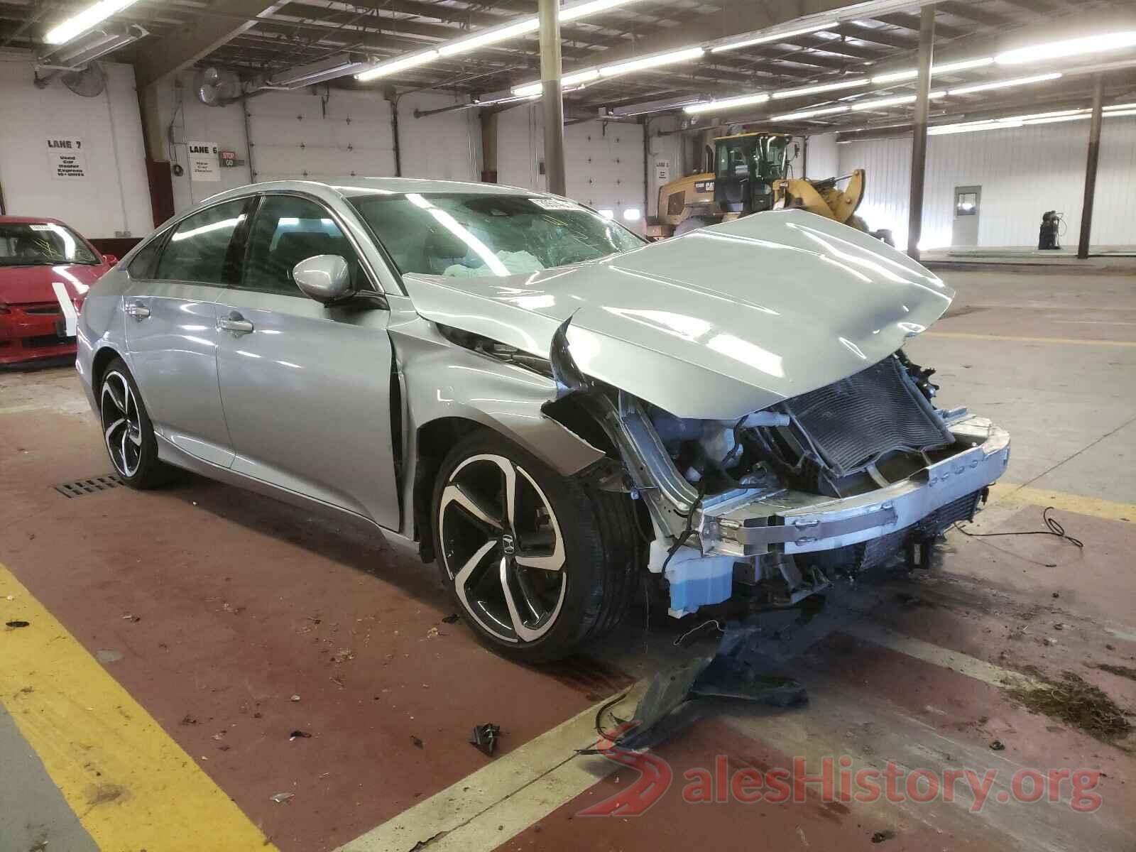 1HGCV1F30JA219947 2018 HONDA ACCORD