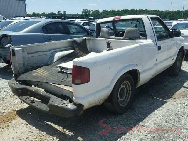 2C4RDGCG1KR663390 1998 CHEVROLET S10