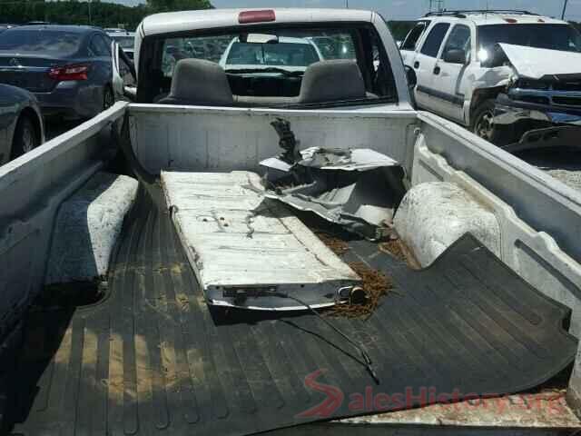 2C4RDGCG1KR663390 1998 CHEVROLET S10