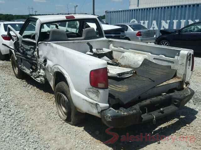 2C4RDGCG1KR663390 1998 CHEVROLET S10