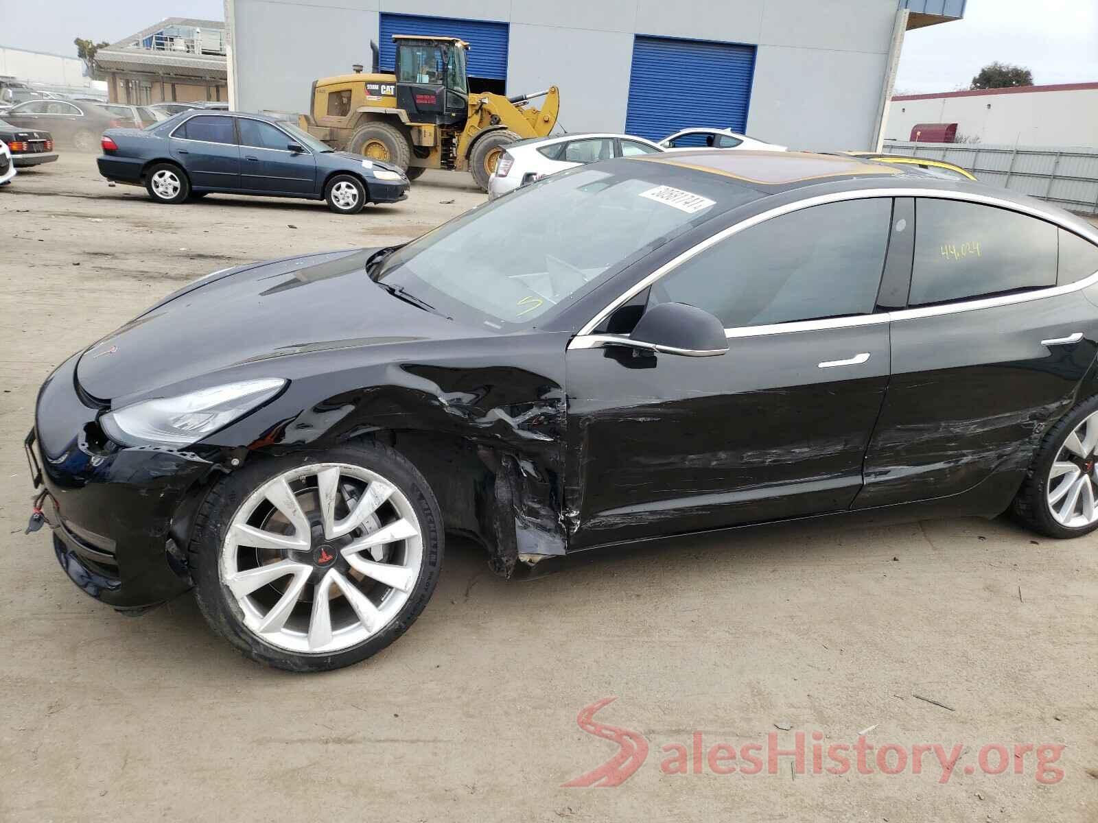 5YJ3E1EB8JF100302 2018 TESLA MODEL 3