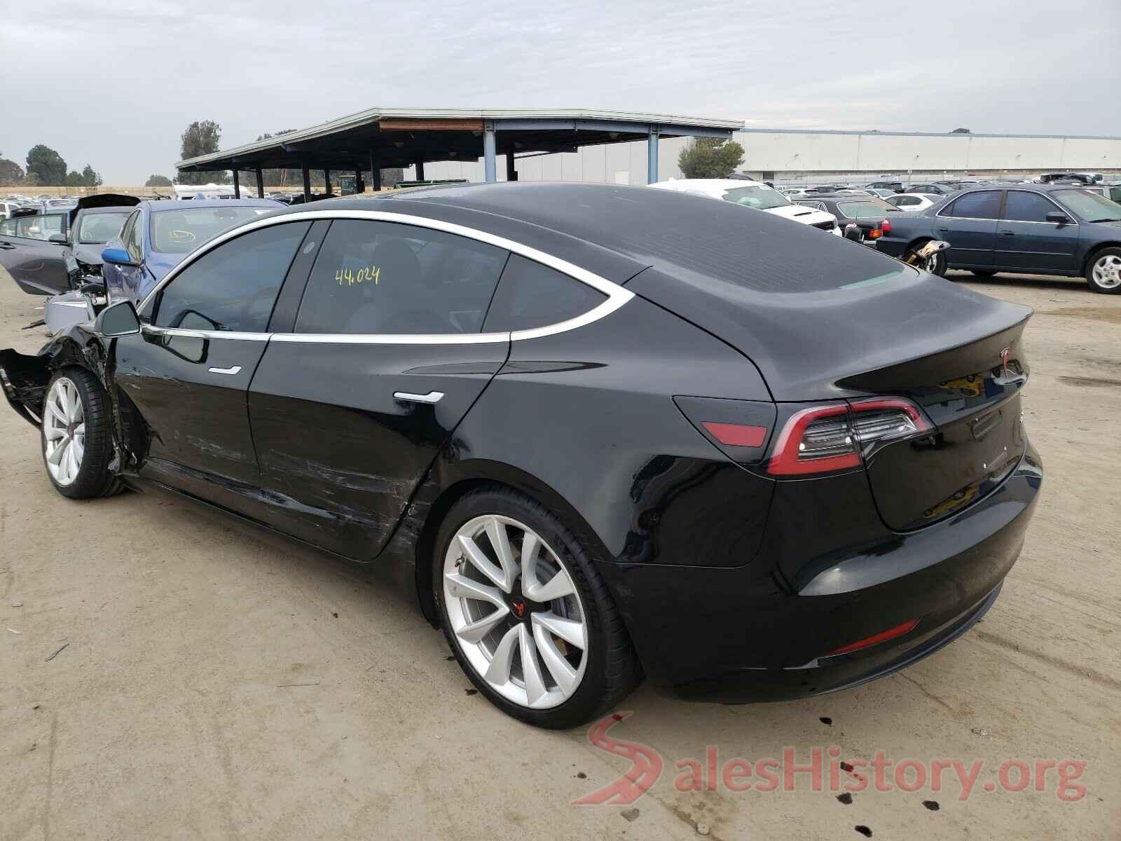 5YJ3E1EB8JF100302 2018 TESLA MODEL 3