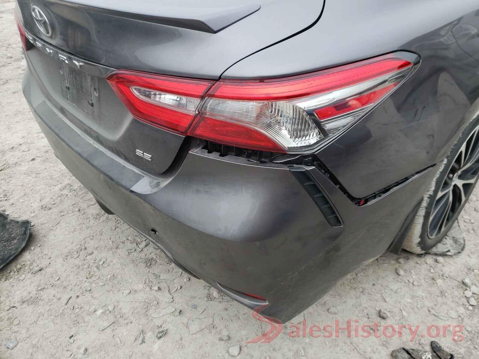 4T1B11HK2JU149520 2018 TOYOTA CAMRY