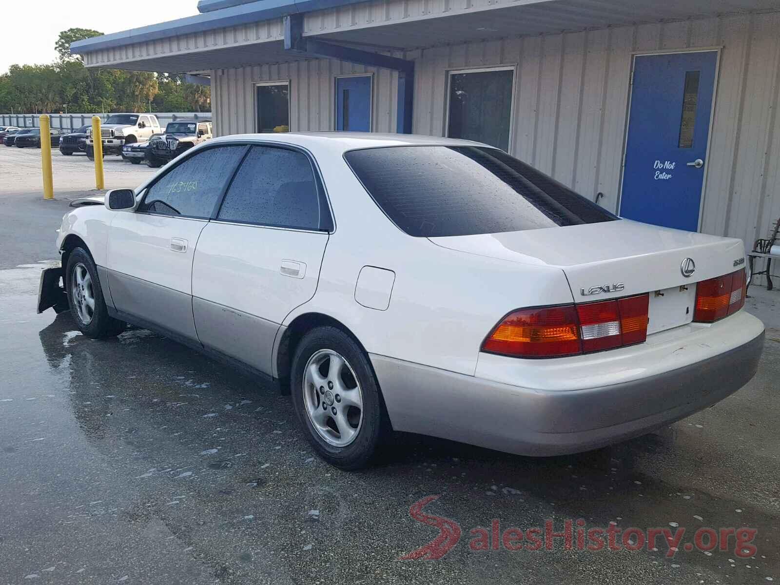 5TFRX5GN1JX127110 1998 LEXUS ES300