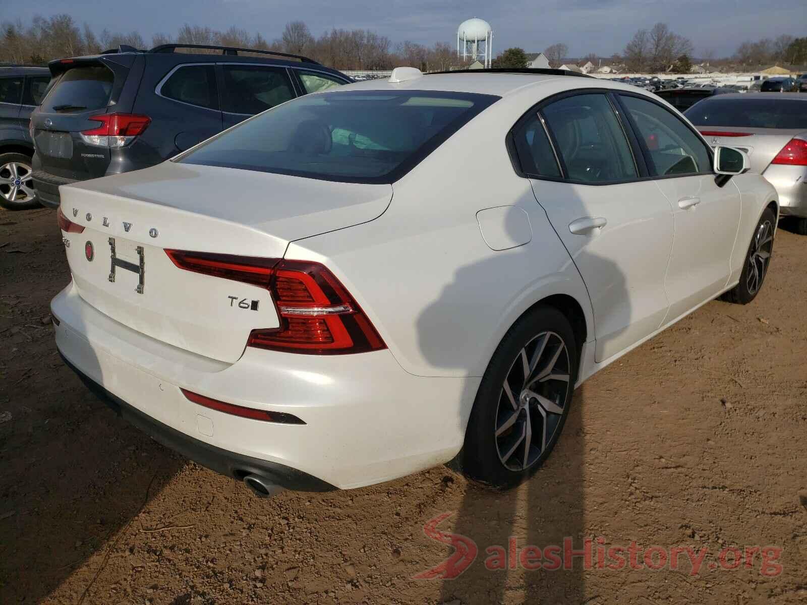 7JRA22TKXLG030644 2020 VOLVO S60