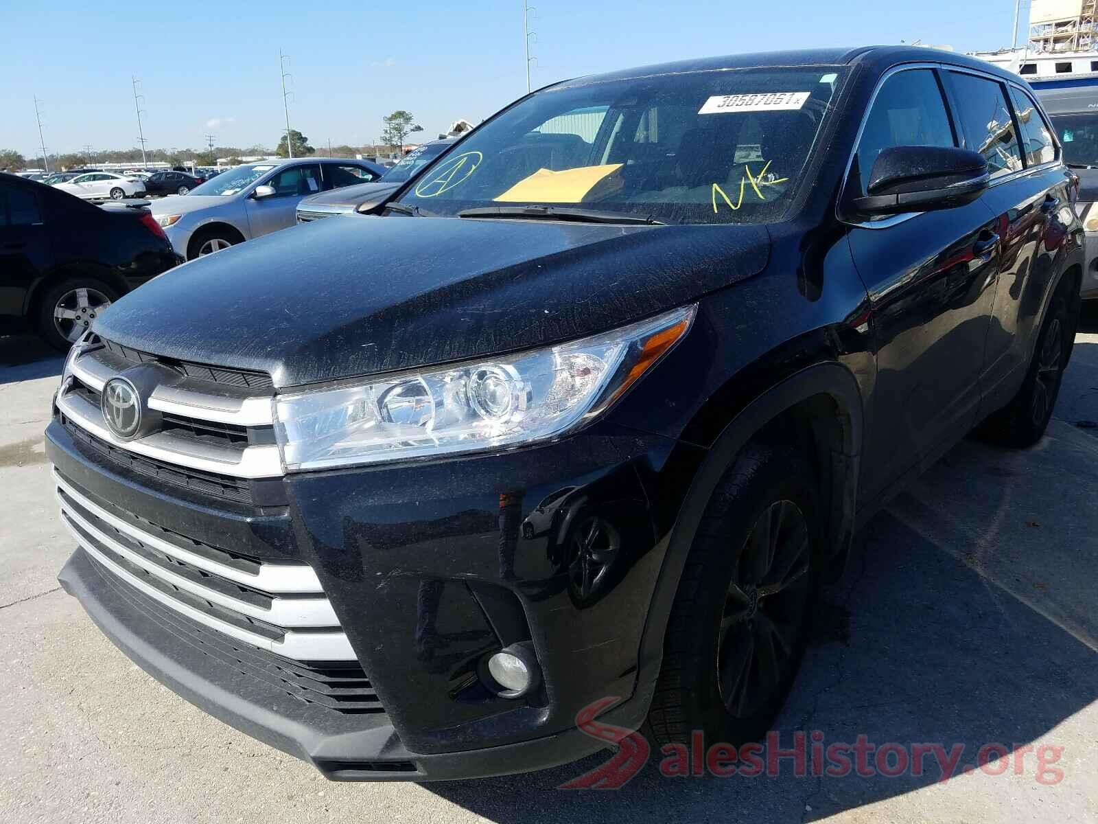 5TDZZRFH1JS272425 2018 TOYOTA HIGHLANDER