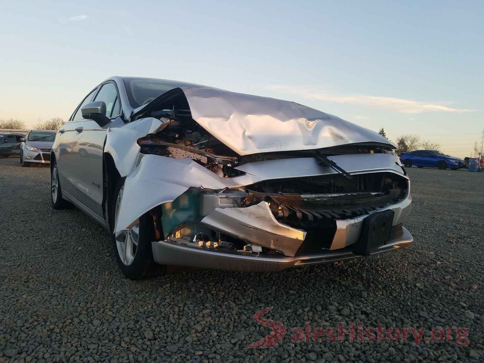 3FA6P0LU4JR178215 2018 FORD FUSION