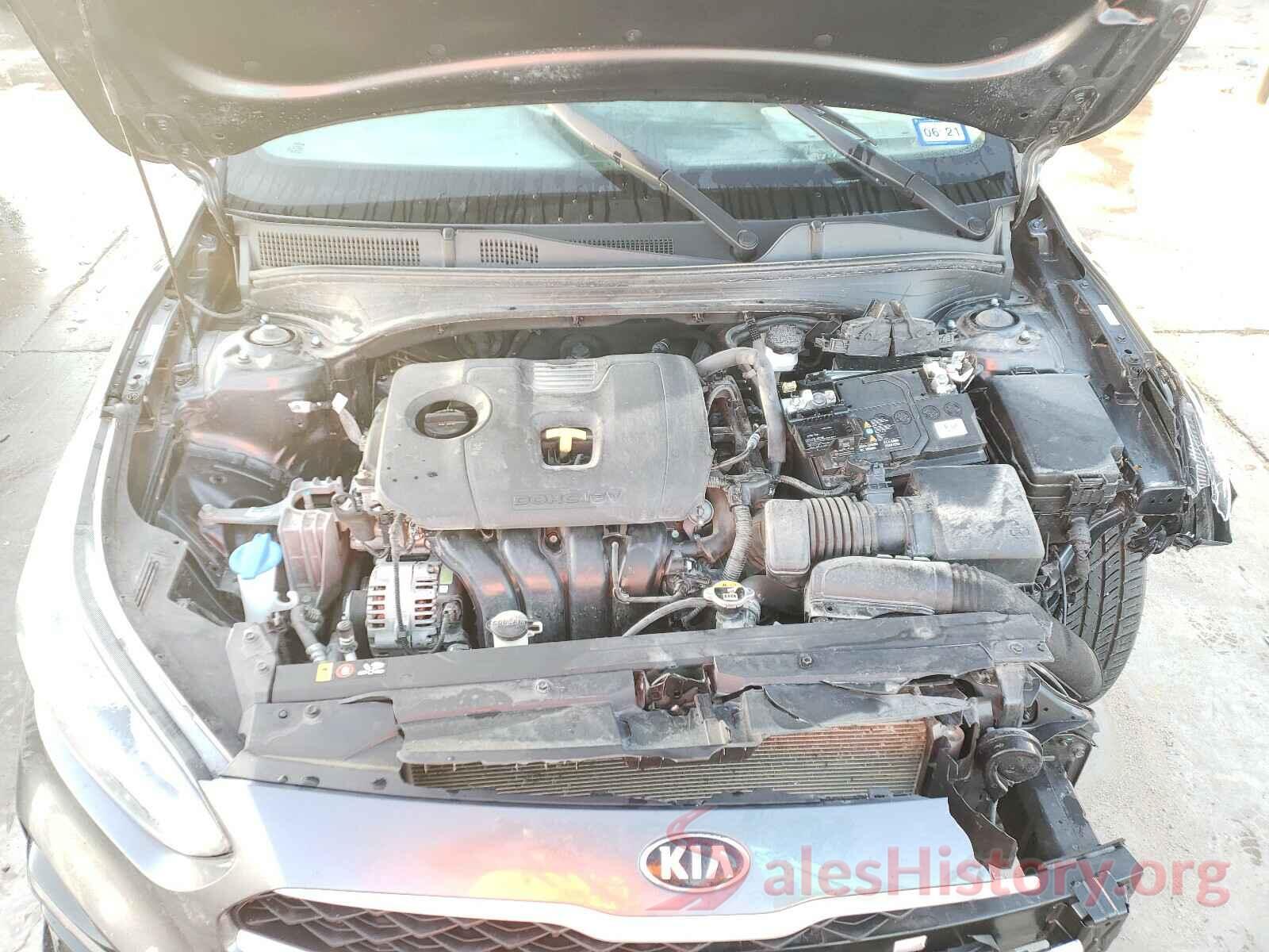 3KPF24AD2KE068582 2019 KIA FORTE