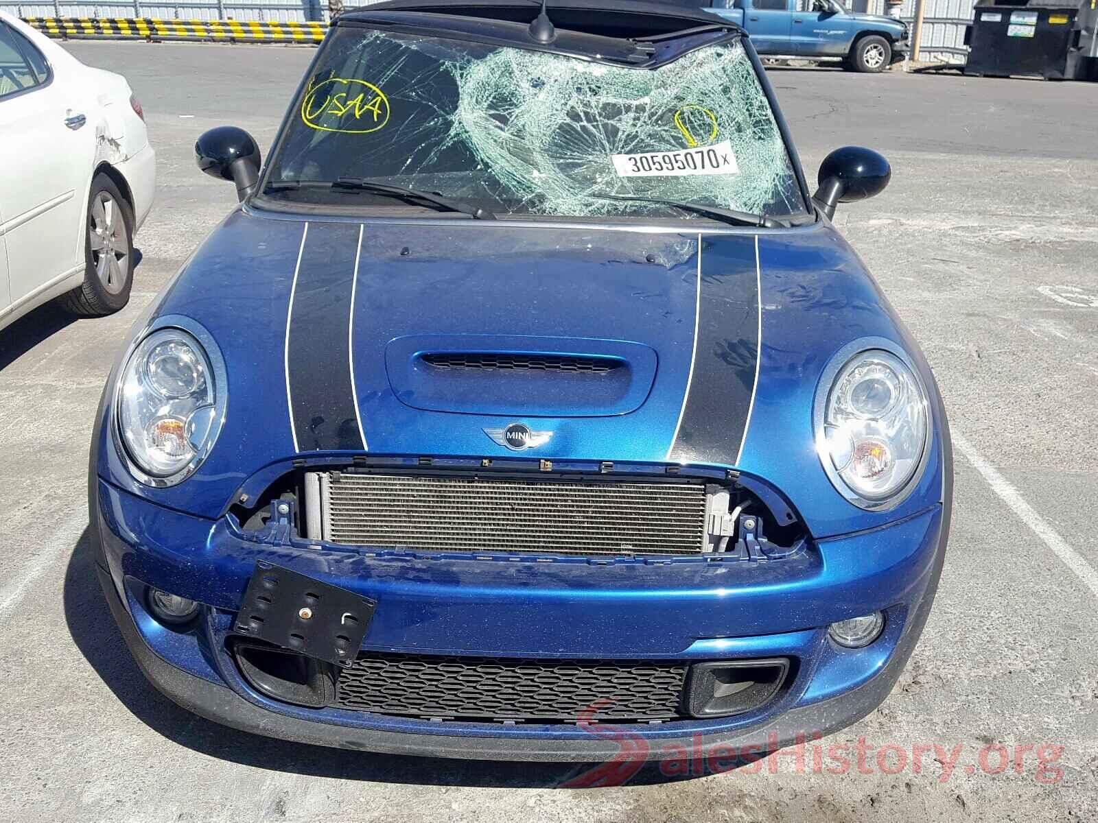 1V2MR2CA0JC516753 2015 MINI COOPER