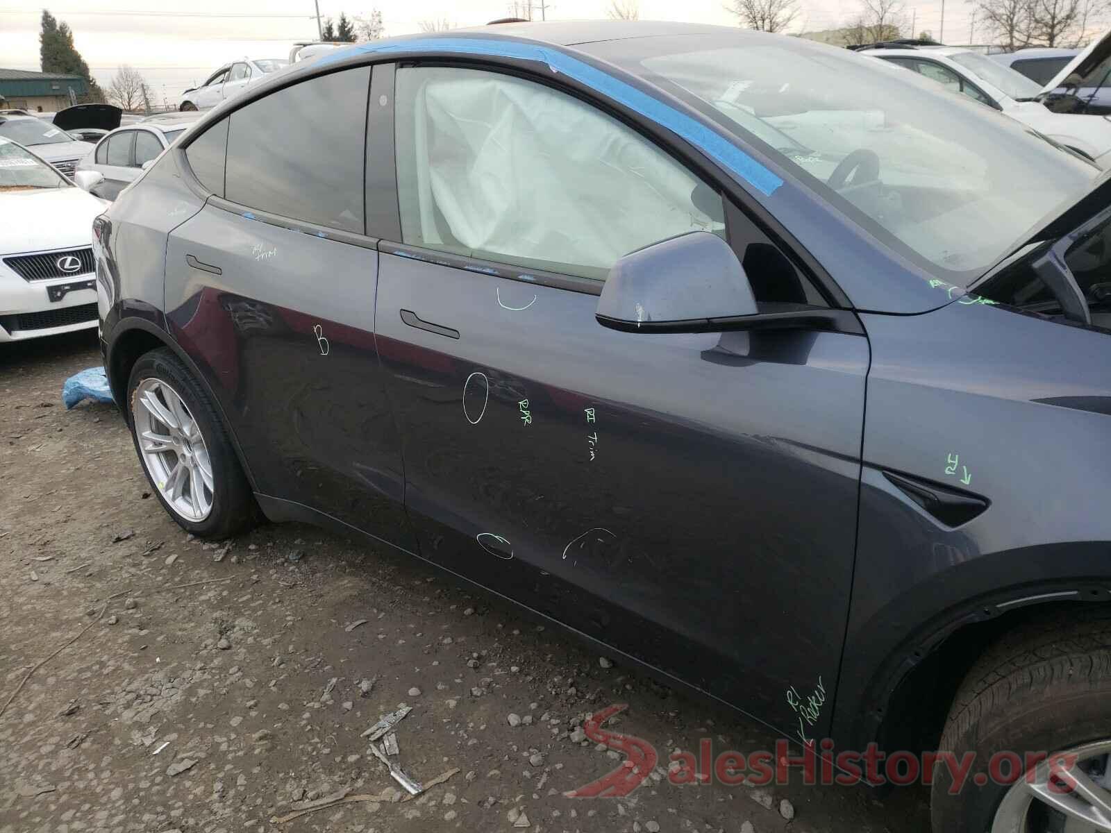 5YJYGDEE3LF050911 2020 TESLA MODEL Y