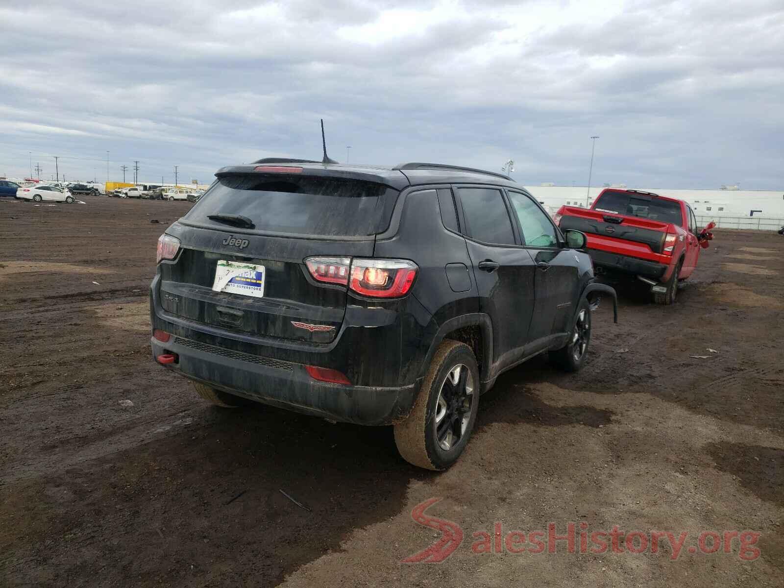 3C4NJDDB8JT346081 2018 JEEP COMPASS