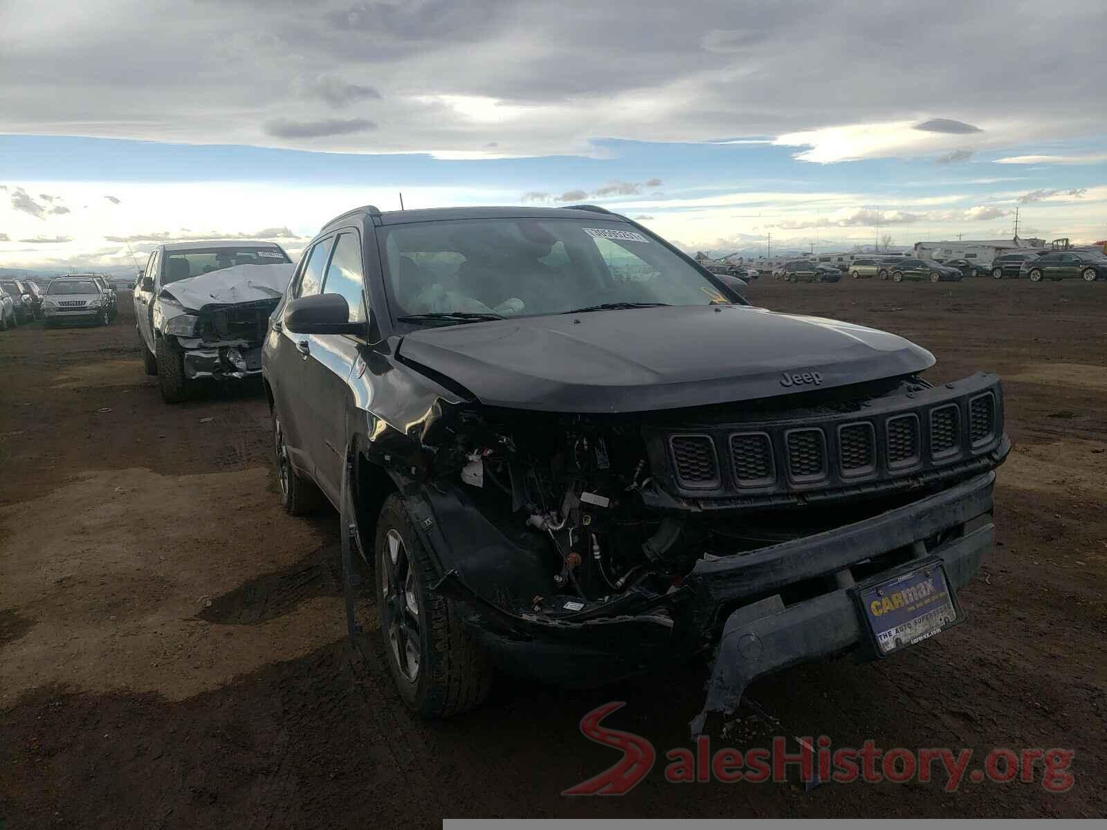 3C4NJDDB8JT346081 2018 JEEP COMPASS