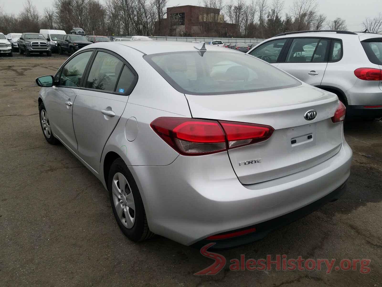 3KPFK4A78HE150402 2017 KIA FORTE