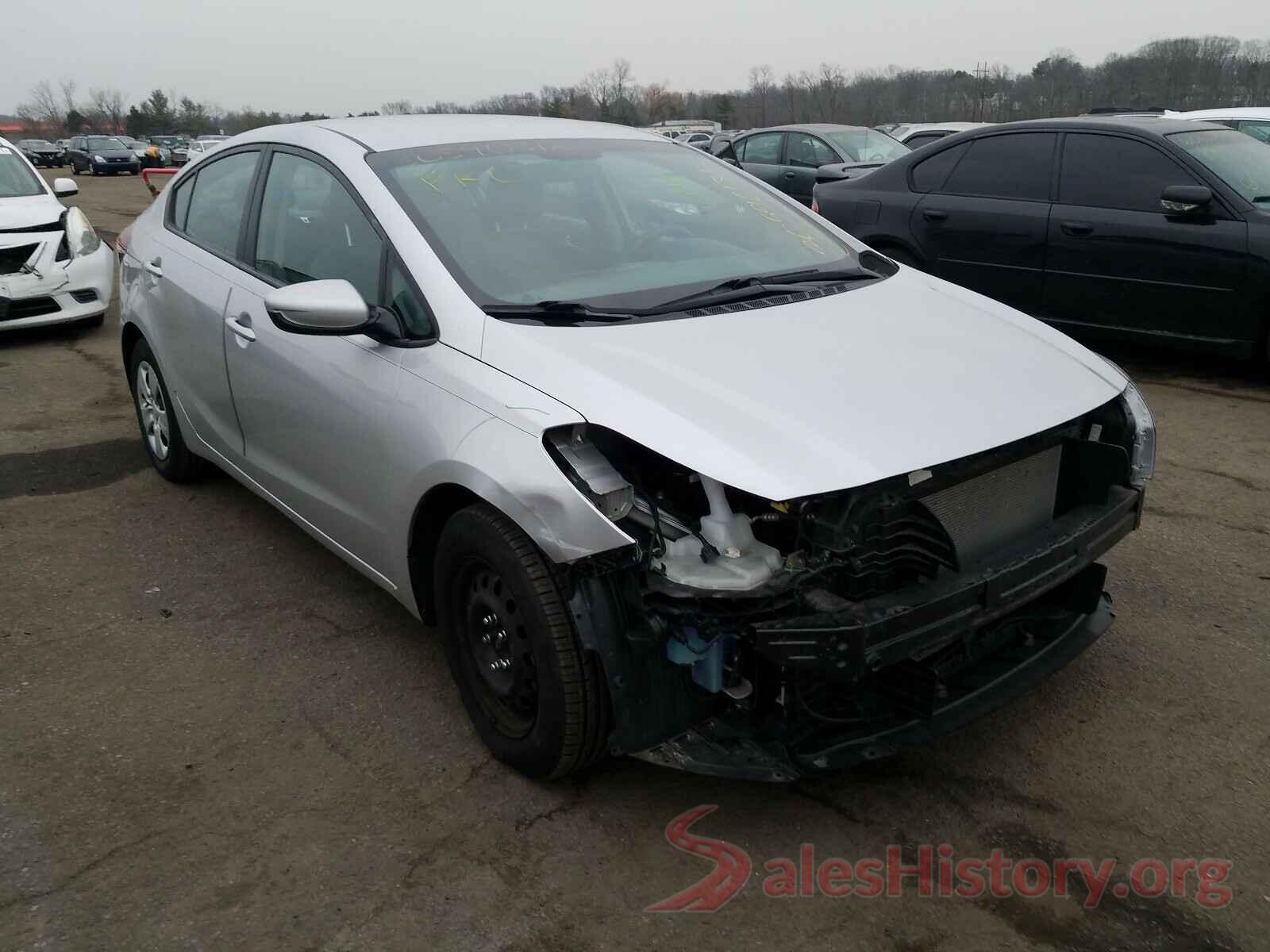 3KPFK4A78HE150402 2017 KIA FORTE