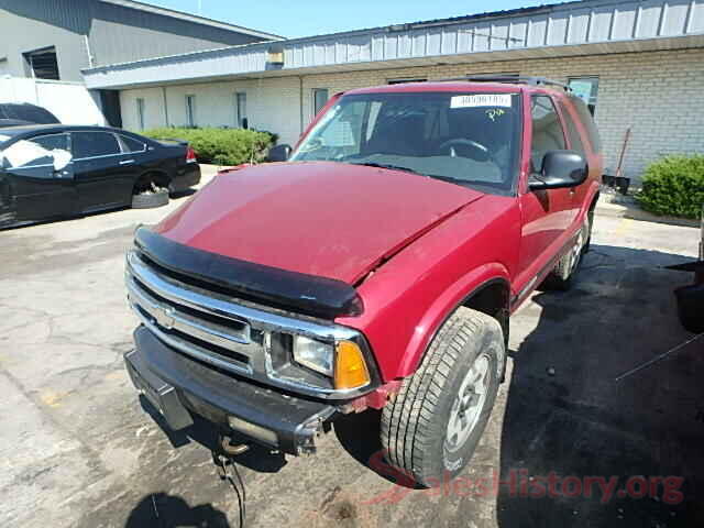 3FA6P0MU7KR256390 1997 CHEVROLET BLAZER