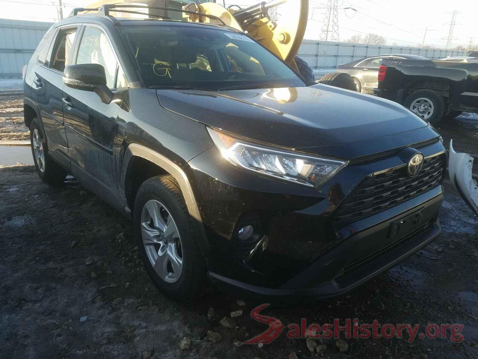 JTMP1RFV5KD024261 2019 TOYOTA RAV4