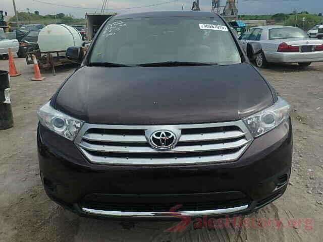 3VWC57BU8KM216778 2013 TOYOTA HIGHLANDER