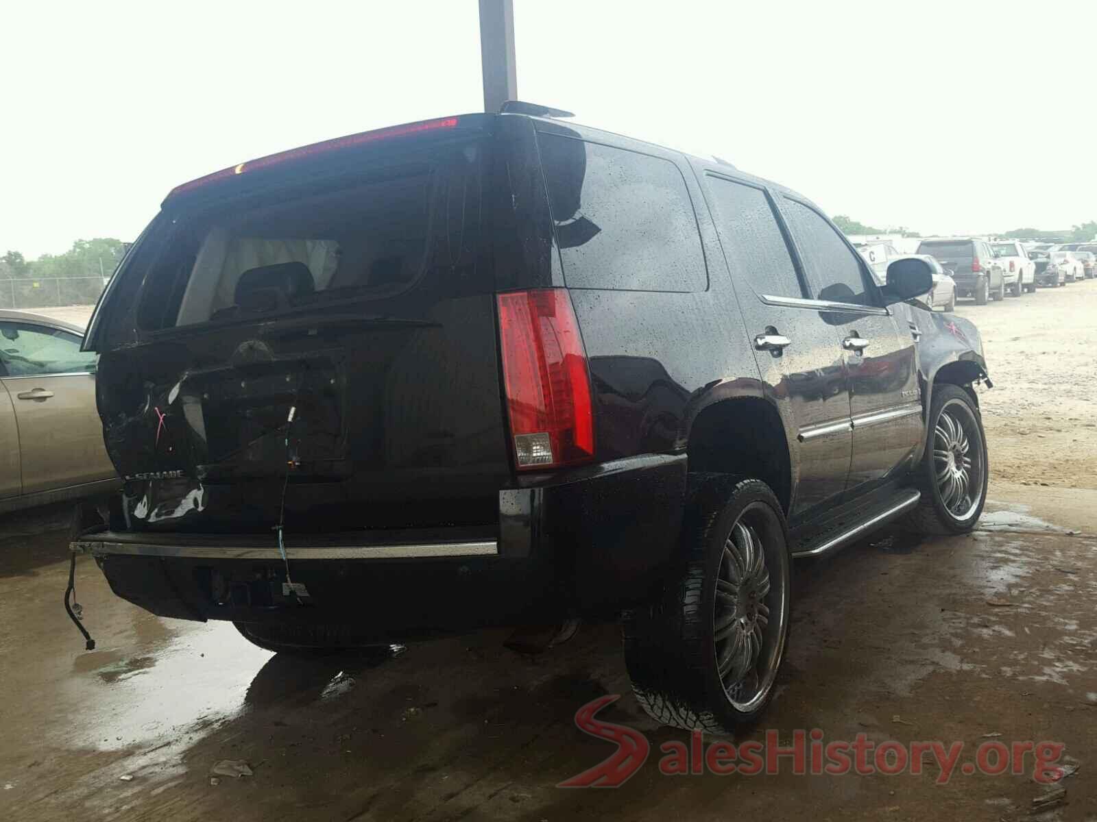 1HGCV2F37JA049303 2007 CADILLAC ESCALADE