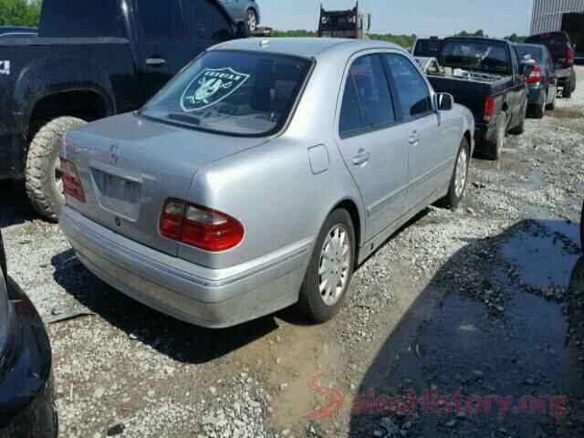 WDBJF65J7YB028321 2000 MERCEDES-BENZ E320