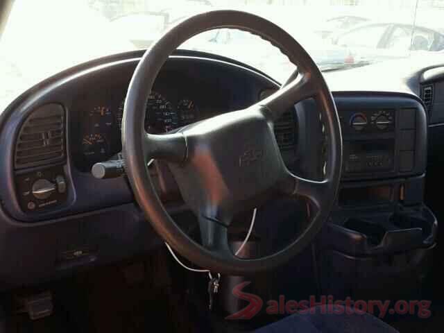 2HGFC3B32HH358624 1998 CHEVROLET ASTRO