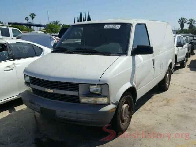 2HGFC3B32HH358624 1998 CHEVROLET ASTRO