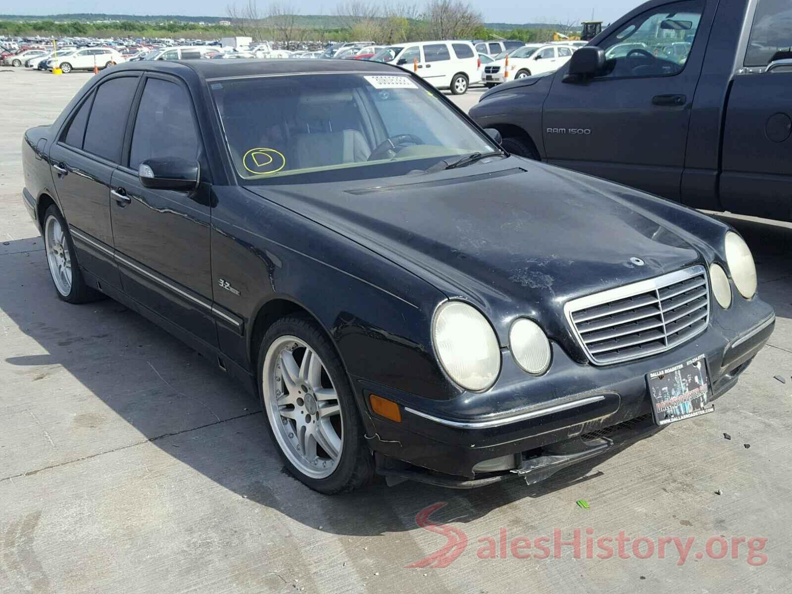 WDBJF65J1YB109072 2000 MERCEDES-BENZ E300